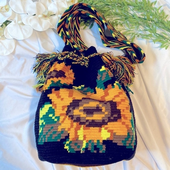 Sunflower Patterned Black Large Wayuu Drawstring Crossbody Mochila Bag - Picture 1 of 11